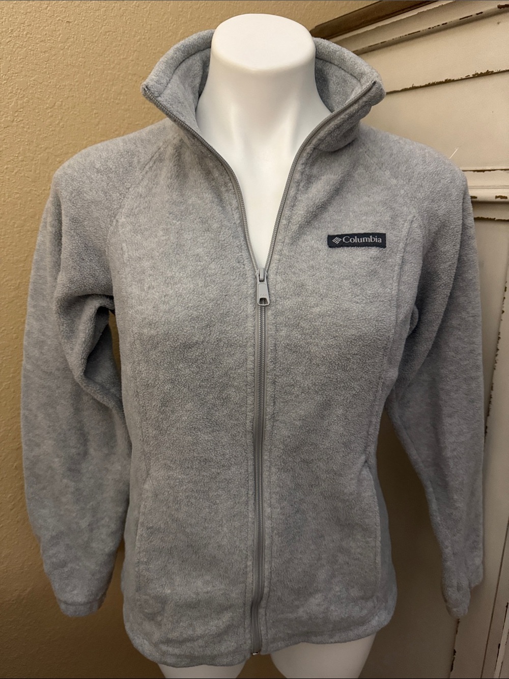 Columbia Light Gray Full-Zip Teddy Fleece Jacket